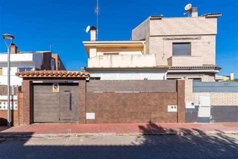 chicas en vendrell|chalet adosado el vendrell.